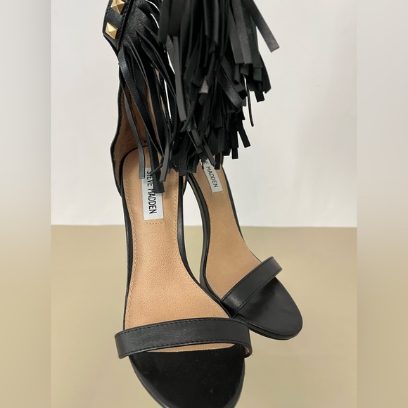 Steve Madden "Sioux" black leather studded fringe ankle strap heel sandals - Picture 7 of 9